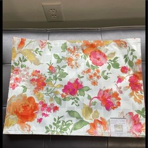 8 Reflections Microfiber Floral Placemats New